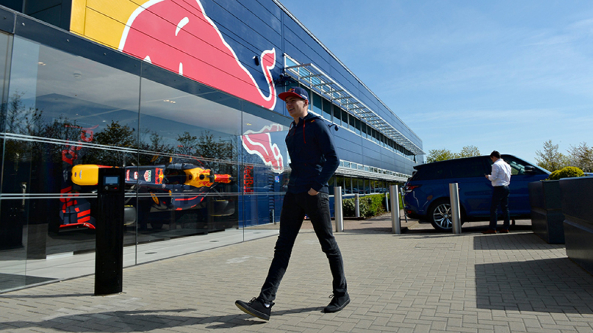 Ο Φερστάπεν μιλά για την μεταγραφή του, στη Red Bull Racing!